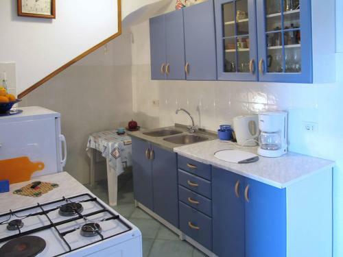 Holiday Home Haus Darija (voj500)