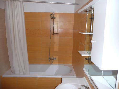 One-bedroom Apartment In Rab VI