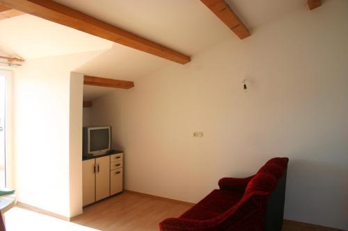 One-bedroom Apartment In Barbat III