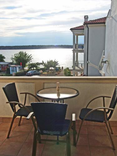 Two-bedroom Apartment In Barbat I