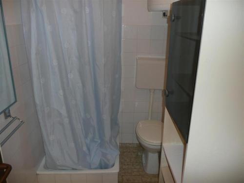 Apartments In Barbat/insel Rab 16250