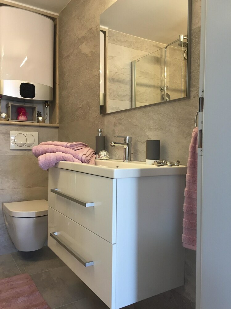 Hostal Apartments And Rooms Lea