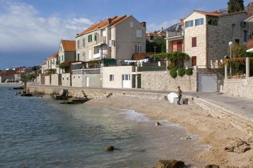 Apartments With A Parking Space Bol (brac) - 15564
