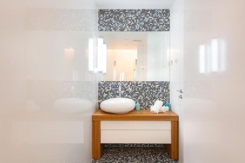 Luxury Villa Brela Pride *****