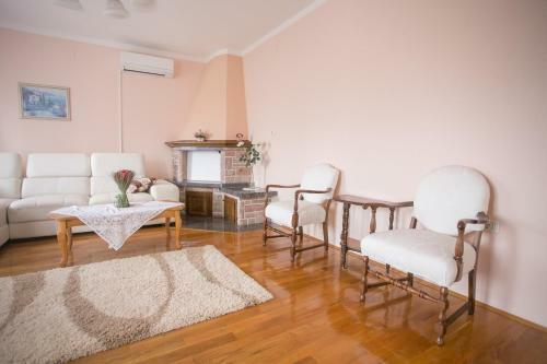 Hostal Villa Maria Buzet