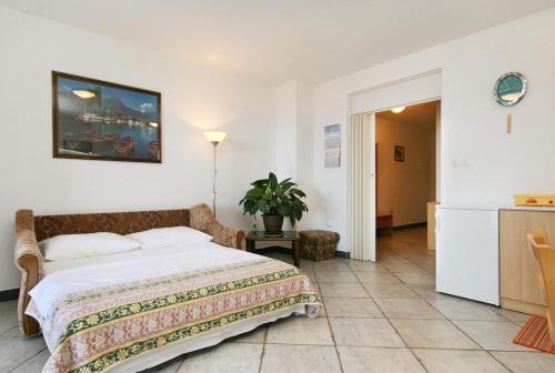 Apartments With A Parking Space Crikvenica - 5532