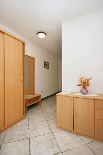 Apartments With A Parking Space Crikvenica - 5532