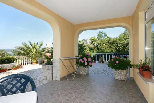 Apartments With A Parking Space Crikvenica - 5532
