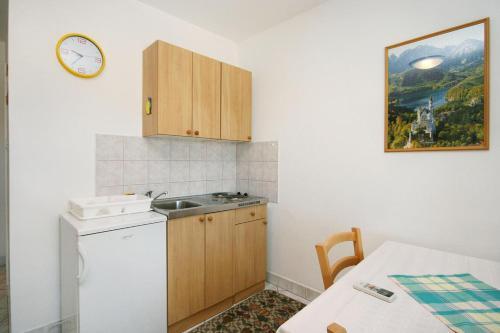 Apartments With A Parking Space Crikvenica - 5532