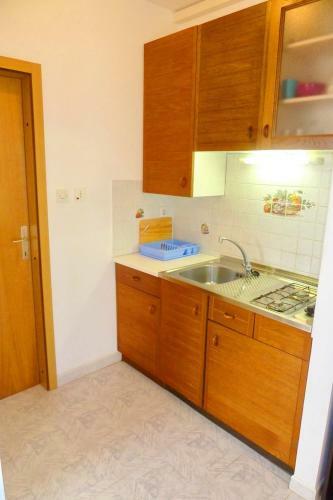 Apartments In Dobrinj/insel Krk 35141