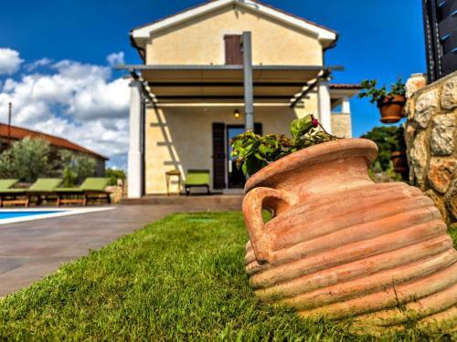 Holiday Home Villa Gabriela