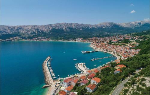 Four-bedroom Apartment In Draga Bascanska