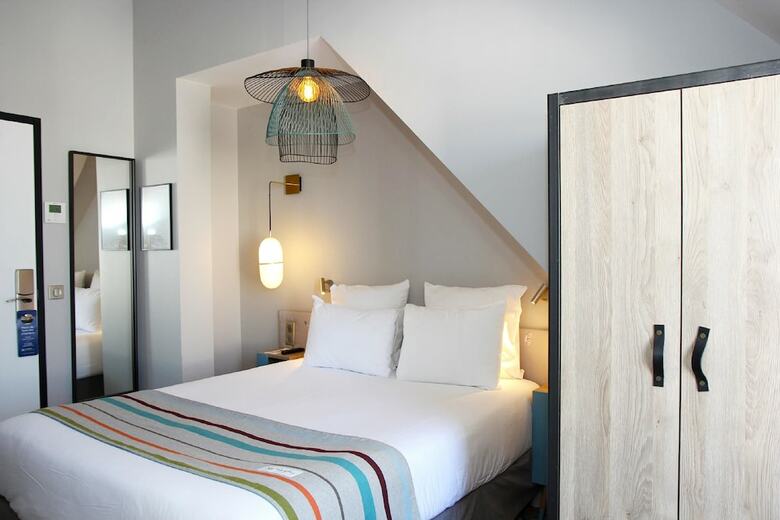 Hotel Comfort Place Du Tertre