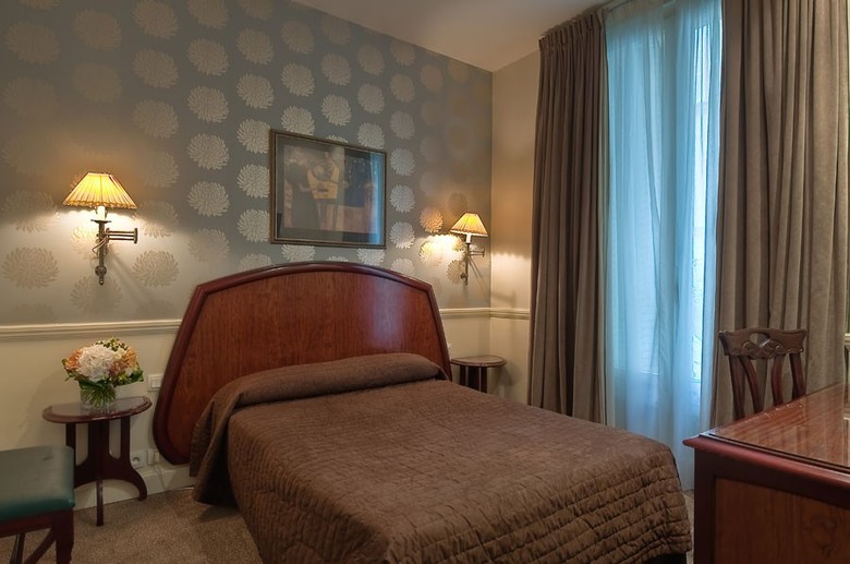 Hotel Elysees Ceramic