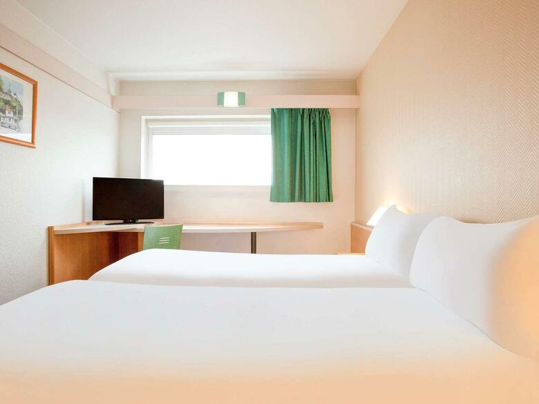 Hotel Ibis Paris Porte de Montreuil