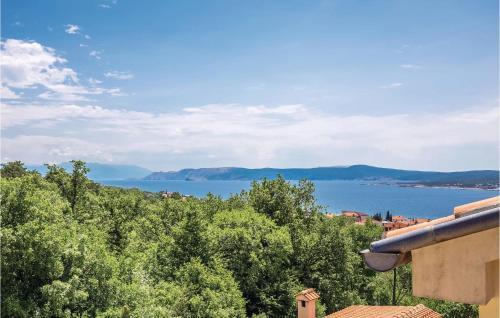 Seven-bedroom Holiday Home In Dramalj