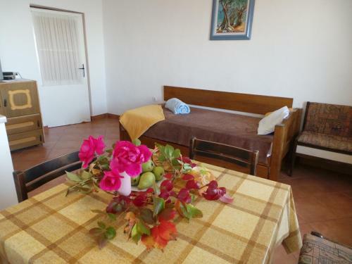 Apartment In Dramalj 5762