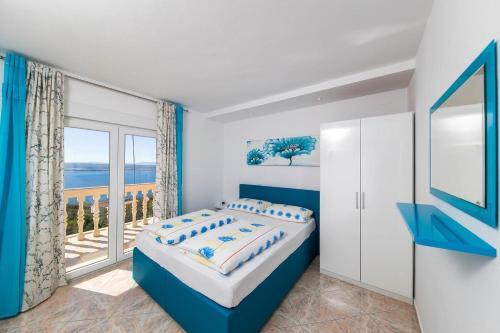 Apartments With A Parking Space Dramalj (crikvenica) - 5594