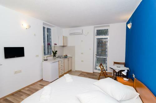 Hostal Double Room Dubrovnik 11145b