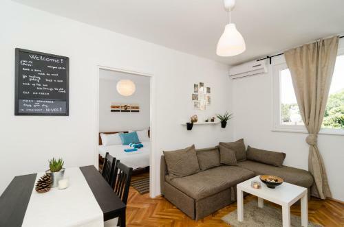 Apartamentos Nives Central Lodge