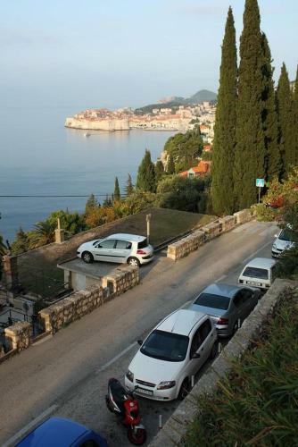 Apartments With Wifi Dubrovnik - 8600