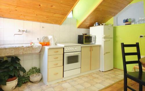 Apartments And Rooms With Wifi Dubrovnik - 9071