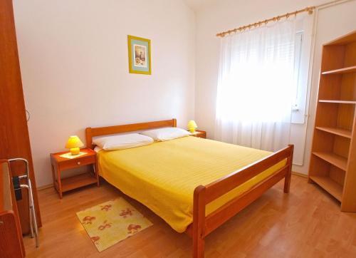 Apartment With 4 Bedrooms 446