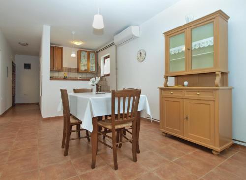 Apartments Ljiljana 1733