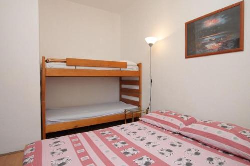 Apartments With A Parking Space Fazana - 7396