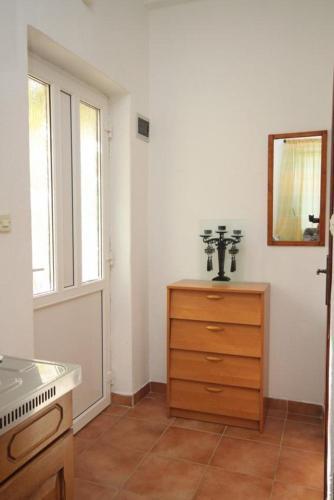 Apartments With A Parking Space Fazana - 7396