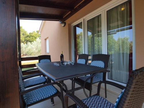 Apartments Suzana 1403