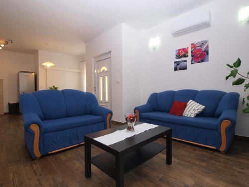 Apartments Suzana 1403