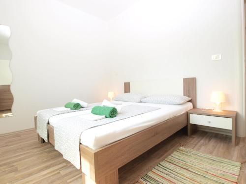 Apartments Suzana 1403