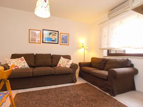 Apartments Josip 1544