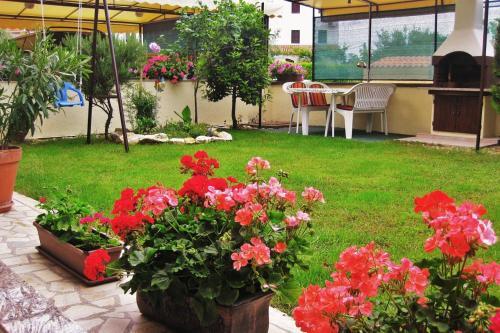 Apartments With A Parking Space Fazana - 7260