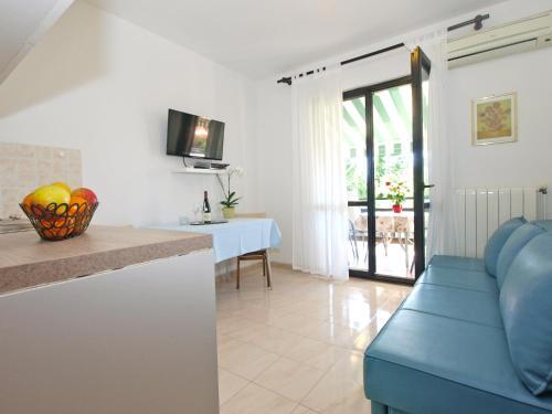 Apartments Valbandon 1616