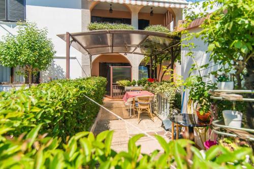 Hostal Apartment Vilma Funtana