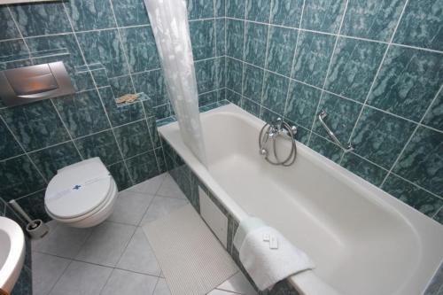 Apartments With A Parking Space Funtana (porec) - 7076