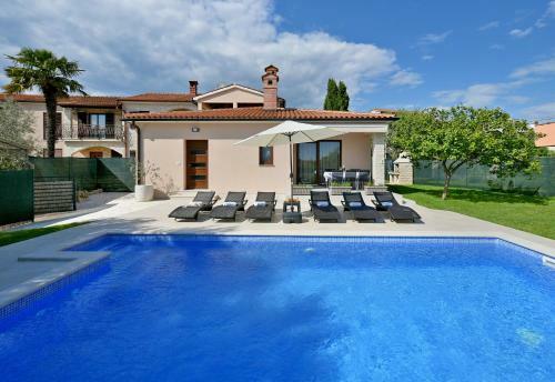 House Vedran 1125