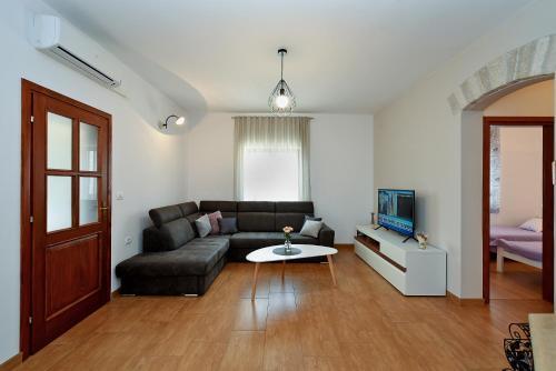 House Vedran 1125