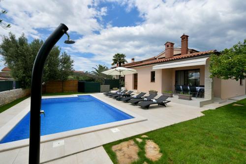 House Vedran 1125