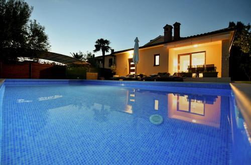 House Vedran 1125