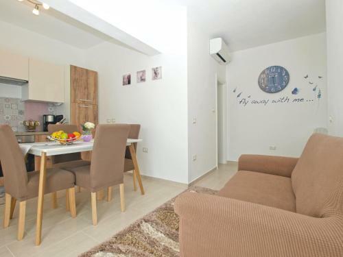 Apartments Lejla 1617