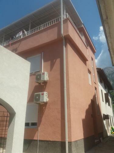 Hostal Triple Room Gradac 16006c