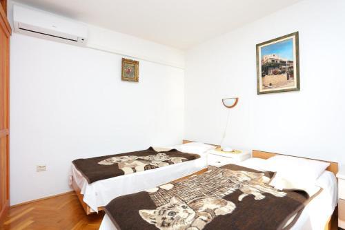 Apartments With A Parking Space Gradac (makarska) - 6825