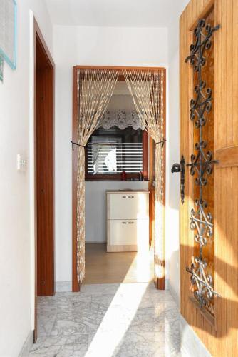 Apartments With A Parking Space Gradac (makarska) - 6825