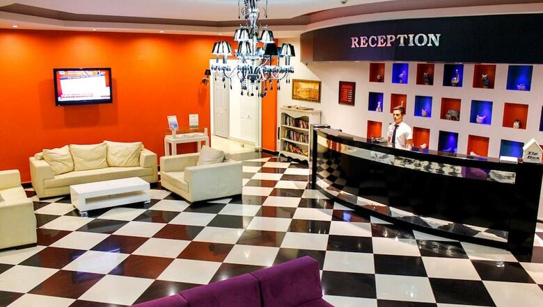 Ark Suite Hotel