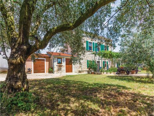Two-bedroom Holiday Home In Jadreski