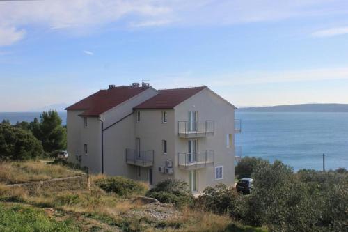 Apartments By The Sea Zavala (hvar) - 8637