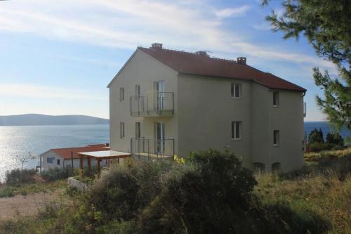 Apartments By The Sea Zavala (hvar) - 8637
